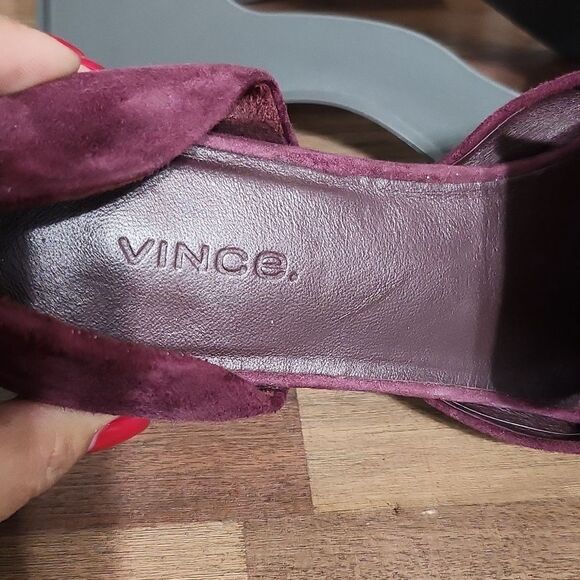 SIZE 8 | Vince Demaris Pointed Suede Flats - Picture 3 of 7